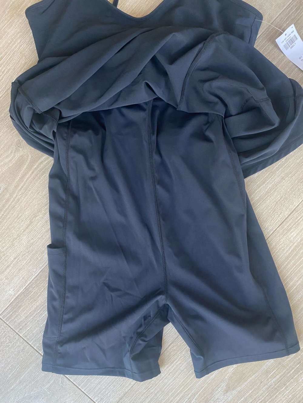 NWT Abercrombie YPB Black Sweetheart Active Dress Built-In Shorts Small Tall - Picture 8 of 13